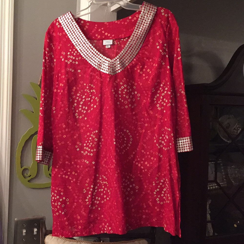 Bright and cheery red tunic